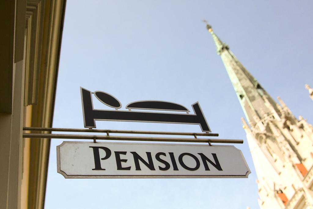 Pension Bei Der Marienkirche มึลเฮาเซน ภายนอก รูปภาพ